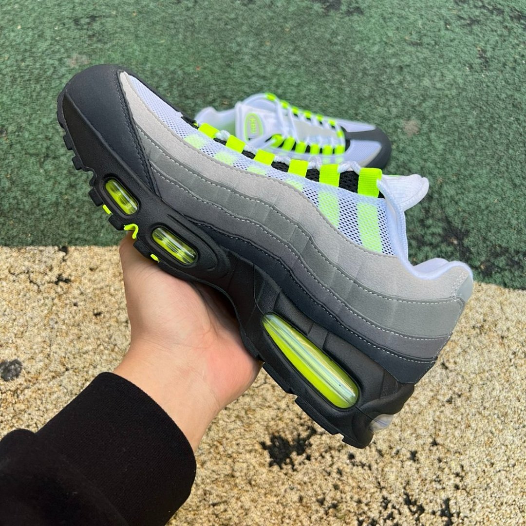 Nike Air Max 95 OG Neon Volt Grey Black CT1689-001 Men's Sneakers - Image 7
