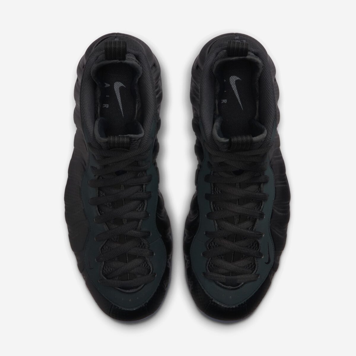 Nike Air Foamposite One “Carbon Fiber” - Image 4