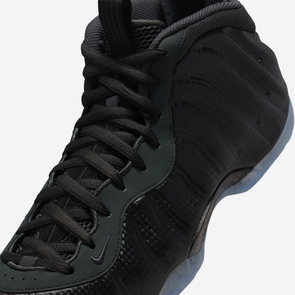 Nike Air Foamposite One “Carbon Fiber” - Image 5