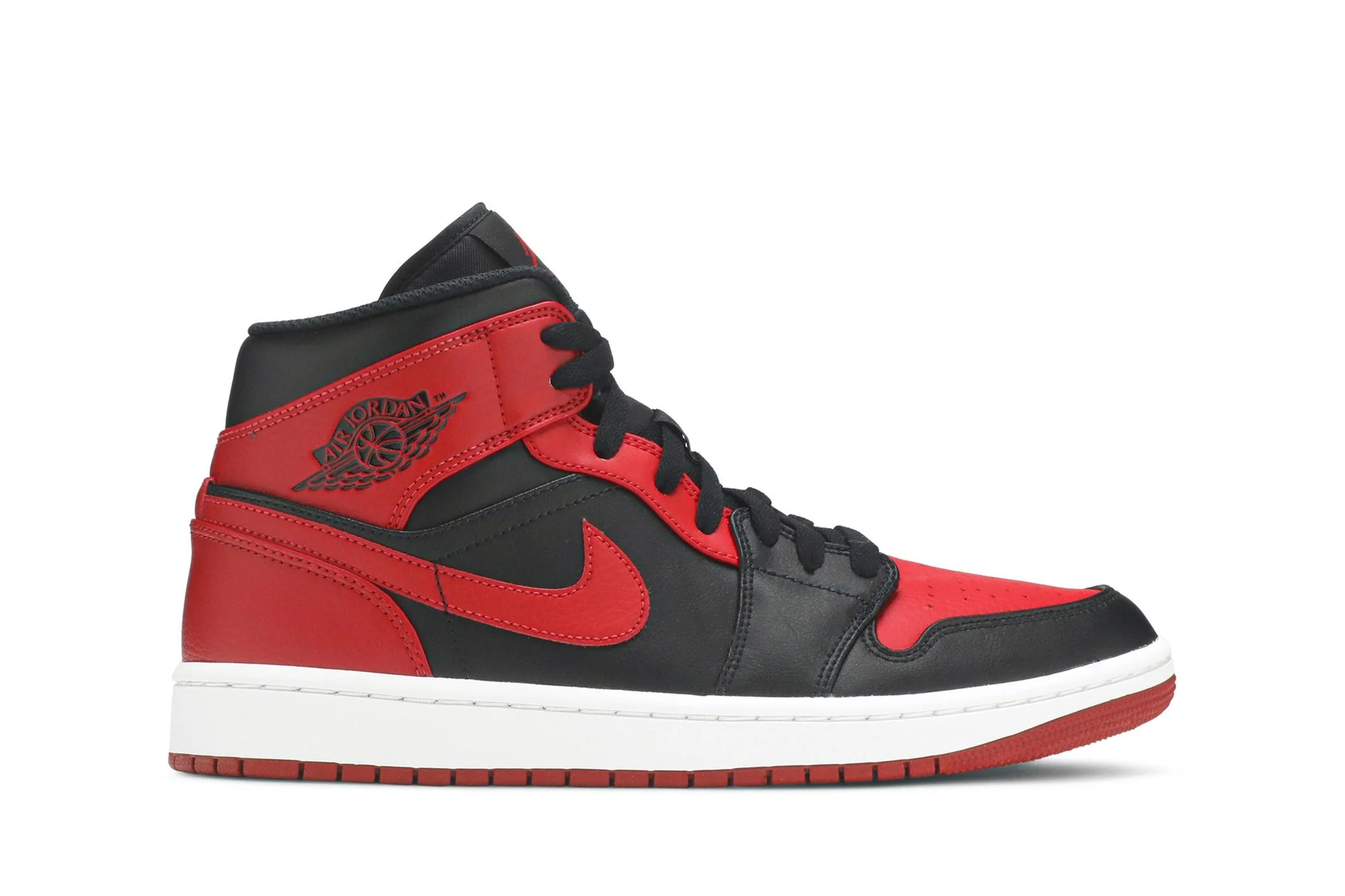 Air Jordan 1 Mid ‘Banned’ 554724-074