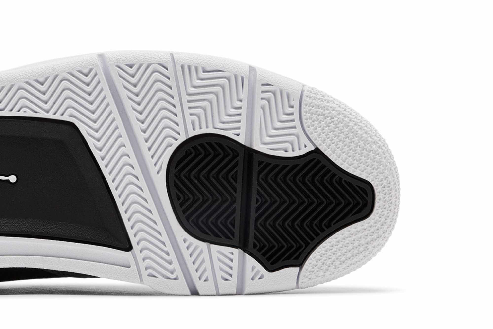 Air Jordan 4 Retro ‘Fear’ FQ8138-002 - Image 5